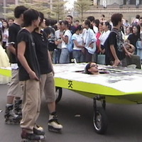 太陽能花車粉粧遊行